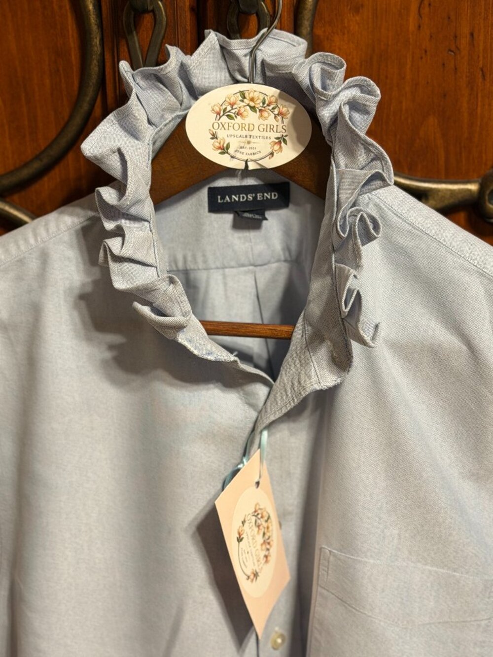 Ruffle Your Upcycle Game: Land's End Blue Oxford button down / Women's L/XL ✨
